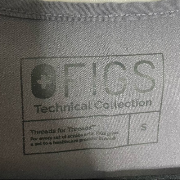 Figs Casma V Neck Pocket Front Scrub Top 091 - Picture 5 of 10